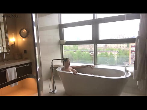 ❤️ Obrovská kočka vášnivě si honí kundu v koupelně ❤️ Porno fb u cs.pi-porno.ru ❌️
